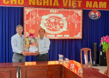 Lãnh đạo huyện Diên Khánh đến thăm và chúc tết tại Trung tâm Bảo trợ xã hội Chăm sóc và Phục hồi chức năng người tâm thần, người rối nhiễu tâm trí tỉnh Khánh Hòa