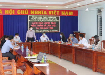 Lãnh đạo Ủy ban nhân dân tỉnh Khánh Hòa đến thăm và làm việc tại Trung tâm