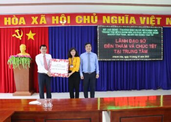 Lãnh đạo Sở Lao động – Thương binh và Xã hội đến thăm và chúc Tết nguyên đán Nhâm Dần 2022 tại Trung tâm