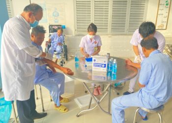 Tổ chức khám sàng lọc sức khỏe định kì đợt  I / 2022 cho các đối tượng tại trung tâm