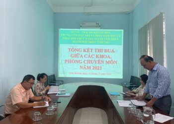 Tổng kết phong trào thi đua giữa các Khoa, phòng chuyên môn thuộc Trung tâm