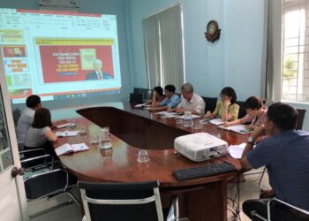 Chi bộ Trung tâm Bảo trợ xã hội Chăm sóc và Phục hồi chức năng người tâm thần, người rối nhiễu tâm trí sinh hoạt chuyên đề học tập quán triệt về cuốn sách của Tổng Bí thư Nguyễn Phú Trọng “Kiên quyết, kiên trì đấu tranh phòng chống tham nhũng tiêu cực, góp phần xây dựng Đảng và Nhà nước ta ngày càng trong sạch, vững mạnh”