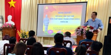 Hội nghị quán triệt các Nghị quyết Hội nghị lần thứ tám BCH Trung ương Đảng (khóa XIII) và chuyên đề học tập và làm theo tư tưởng, đạo đức, phong cách Hồ Chí Minh năm 2024