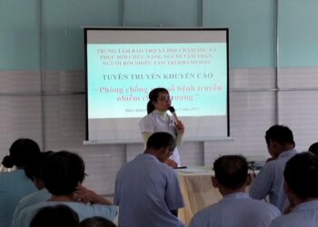 Tuyên truyền phòng, chống các bệnh truyền nhiễm cho đối tượng đang được nuôi dưỡng tại trung tâm