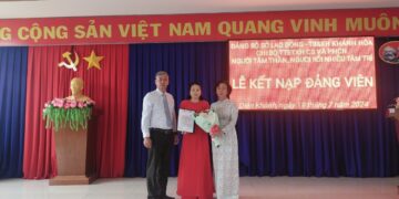 Lễ kết nạp đảng viên mới