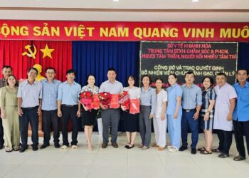Lễ công bố và trao quyết định bổ nhiệm viên chức lãnh đạo, quản lý